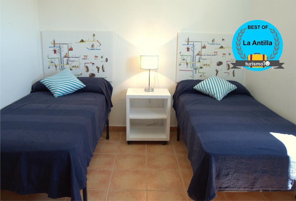 Apartamentos Beslow Ла-Антілья Номер фото